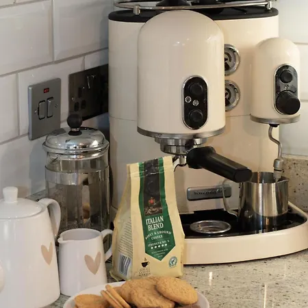 4 Bed In Whitby Oc-W474 Γουίτμπι