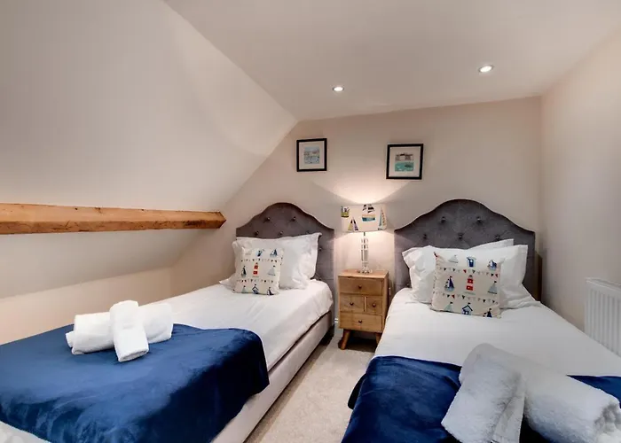 4 Bed In Oc-w474 *