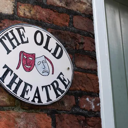 Holiday home Old Theatre *